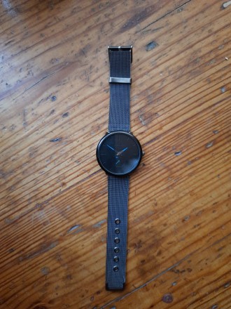 Годинник наручний унісекс, для шанувальників мінімалістичних дизайнів. Нові.
Ти. . фото 4