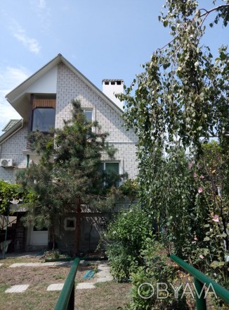 В продаже дом с современным ремонтом.
