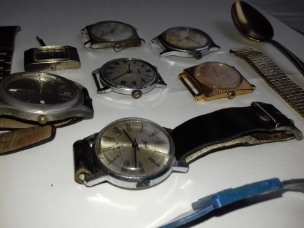 Годинники для колекцій (радянські годинники та інші).: годинники Зим, Qmax, Pobe. . фото 4