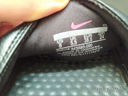 Тапочки Nike Benassi JDI, оригинал
Стан товара хороший
Размер 38.5
Фото бирок. . фото 1