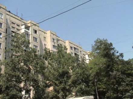 Сдам 1  - но комнатную квартиру в высотном доме на Архитекторской / Королева / Ч. Киевский. фото 2