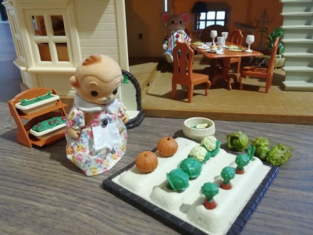 Продаётся интересный игрушечный домик со светом от Sylvanian Families+дополнител. . фото 3
