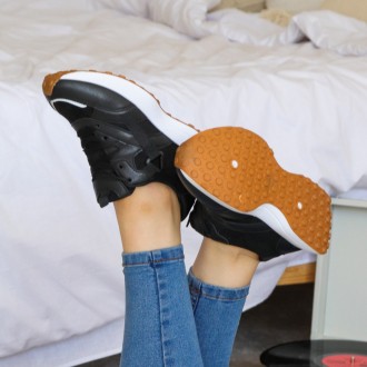 Женские кроссовки черные Murava 3197 Кроссовки женские выполнены из обувного иск. . фото 3