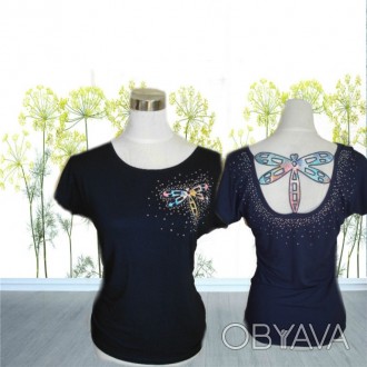 Красивая стильная женская футболка с красивой спинкой, впереди стрекоза  и вылож. . фото 1