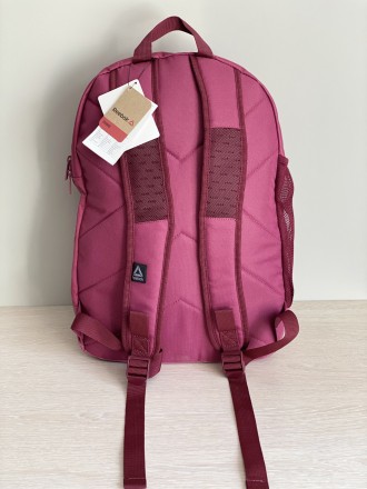 Стильный рюкзак Reebok,  цвета Марсала 
Объём 21 л,
Спинка плотная подойдёт ка. . фото 5