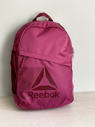Стильный рюкзак Reebok,  цвета Марсала 
Объём 21 л,
Спинка плотная подойдёт ка. . фото 2
