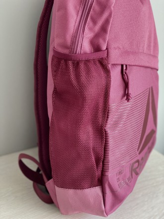 Стильный рюкзак Reebok,  цвета Марсала 
Объём 21 л,
Спинка плотная подойдёт ка. . фото 6