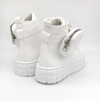Самая актуальна модель обуви на сезон Весна-Осень высокие белые кеды.
Данная мод. . фото 5