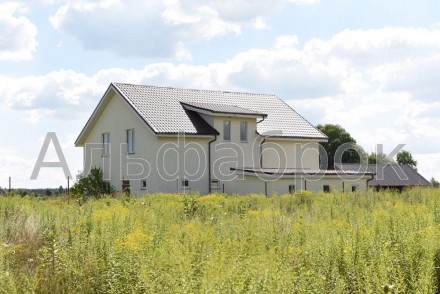 Продаётся дом в с. Рожны, общая площадь 200м2. Площадь земельного участка 20 сот. . фото 3