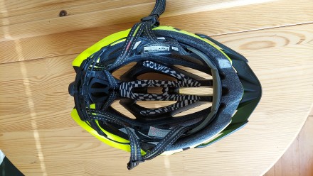 MET Veleno - велосипедный шлем для МТБ, который предлагает отличную защиту и неп. . фото 7