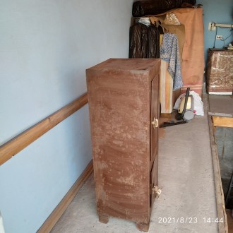 Продам б/у сейф. . фото 4 Продам металлический б\у сейф в хорошем состоянии раазмер : высота-1.18м, ши. . фото 4
