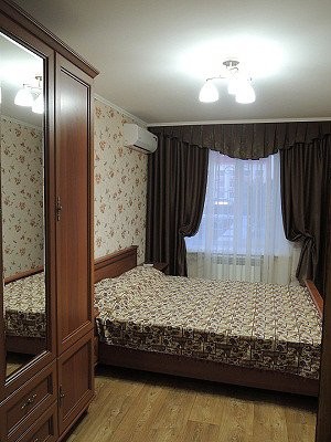 Квартира класса люкс в самом центре Миргорода, ул. Гоголя, 139 ( через дорогу вх. . фото 2