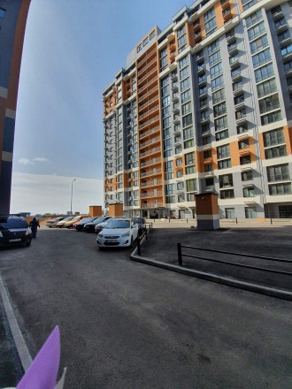 Трёхкомнатная квартира в новом доме на Таирова. Одесса. фото 1 Трёхкомнатная квартира в новом доме на Таирова. Одесса. фото 1