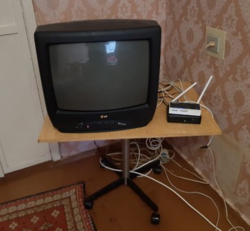 Телевизор LG кубик. Полтава. фото 1 Телевизор LG кубик. Полтава. фото 1