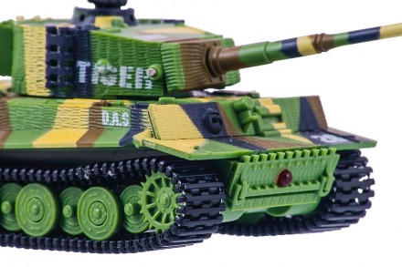 Миниатюрная радиоуправляемая модель немецкого танка Tiger в масштабе 1/72. При с. . фото 5