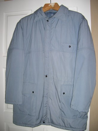 Куртка всесезонная р.52-54 серая плащевка на утеплителе и подкладке. На молнии и. . фото 2