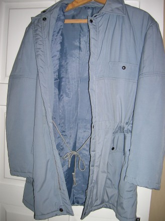 Куртка всесезонная р.52-54 серая плащевка на утеплителе и подкладке. На молнии и. . фото 3