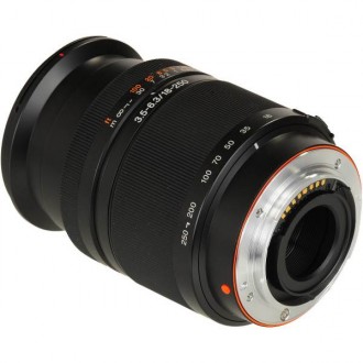 Продается объектив Sony 18-250mm f/3.5-6.3 (SAL18250) суперзум  - можно снимать . . фото 3