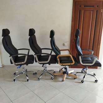 Нові шкіряні офісні крісла.
Перід з натуральної шкіри класу «Люкс».. . фото 9