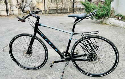 Городской велосипед на 28 дюймовых колёсах.
Рама алюминиевая, размер «М&r. . фото 2