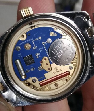 
Швейцарские часы б/у известного бренда в отличном состоянии, исправные с батаре. . фото 11