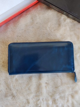 Женский кошелёк портмоне из натуральной глянцевой кожи. Внутри 3 отделения для б. . фото 4