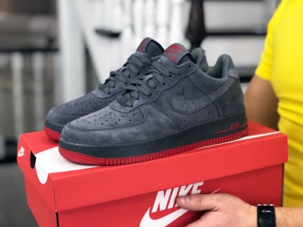 Nike Air Force Af 1 сірі з червоним. Киев. фото 1 Nike Air Force Af 1 сірі з червоним. Киев. фото 1