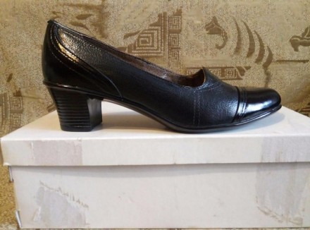 продам туфли женские из натуральной кожи размер 37
длина стельки - 24.5. . фото 4