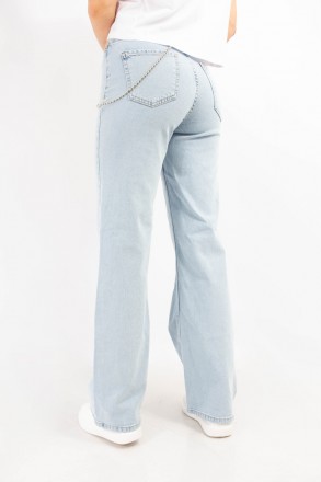 
Женские джинсы Style синий цвет
Прикольные женские джинсы клеш, производство Ту. . фото 4