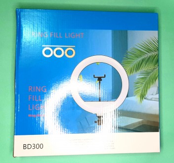 Кольцевая лампа LED для селфи 30 см с креплением для телефона.
В комплекте:
- . . фото 2