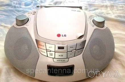 Магнитола LG SB16W с USB, функция конвертирования CD дисков в MP3.Б/у в идеально. . фото 1