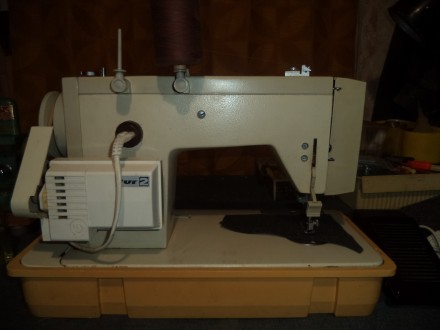 Швейная машина "VERITAS" многофункциональная, производство- Германия, . . фото 3