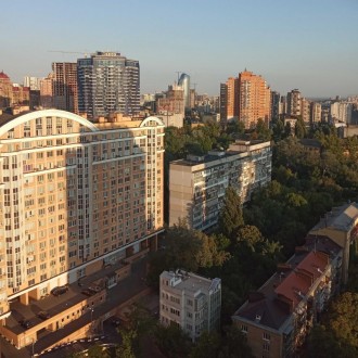 13-09-2021-12594 Продается 4-комн. квартира в центре Киева возле НСК Олимпийский. . фото 8
