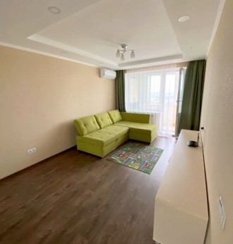 Продам 2-комнатную квартиру на Малиновского, Солнечный. 
Просторная и светлая кв. . фото 3