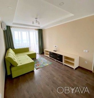 Продам 2-комнатную квартиру на Малиновского, Солнечный. 
Просторная и светлая кв. . фото 1