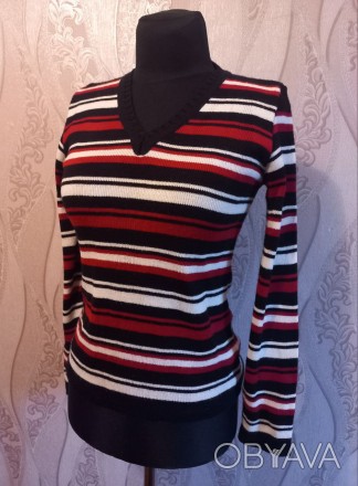 Женский свитер-пуловер молодёжный б. у. Размер 42-44-46 Красно-Черный
