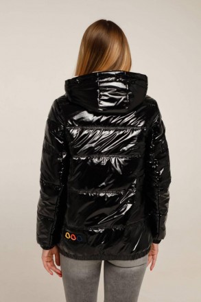 Куртка стеганая демисезонная, выполнена из плащевой ткани Лак ,прямого силуэта с. . фото 3