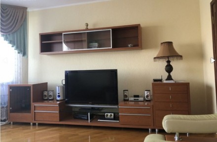 Сдам 2х комн.кв-ру в центре по проспекту Оболонский возле метро 6500 грн/мес. Киев. фото 1 Сдам 2х комн.кв-ру в центре по проспекту Оболонский возле метро 6500 грн/мес. Киев. фото 1