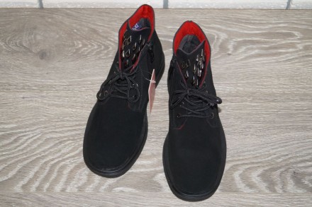 Стильная модель демисезонных ботинок для девочки. Чёрный цвет практичен и подход. . фото 5