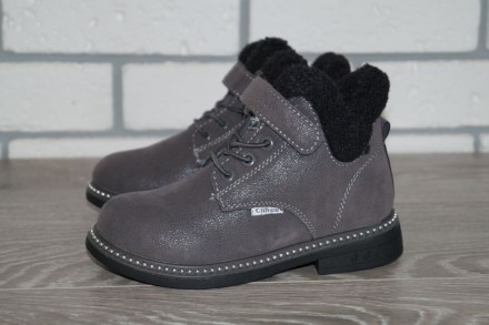 Нарядные зимние ботинки серого цвета. Прекрасно сочетаются с любой одеждой и акс. . фото 2