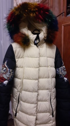 Пальто зимнее очень теплое и стильное, на девочку 11-13 лет, рукава - принт-сова. . фото 2