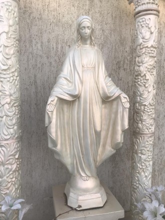 Скульптура Покрова Пресвятої Богородиці 
Висота -1,420м, вага 200кг. 
Переваги. . фото 6