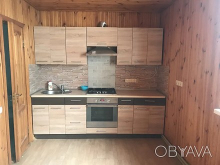 Сдам домик 80 кв. м. Село Стоянка, 1 км от КП. Гараж, Сад, огород