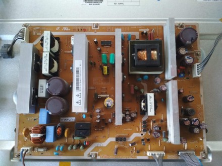 Samsung PS50A451P1 разборка  дефект панели вертикальные полосы
1.Майн  BN41-009. . фото 4