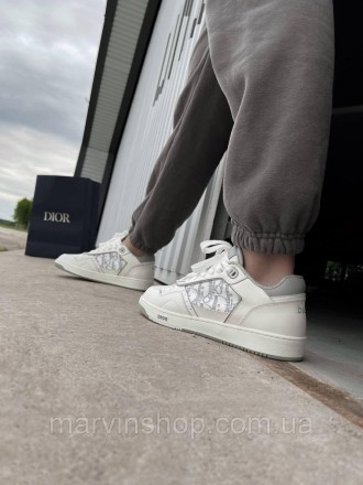 Кроссовки женские белые Dior B27 Low-Top Sneaker (06602)
Очень стильные женские . . фото 3