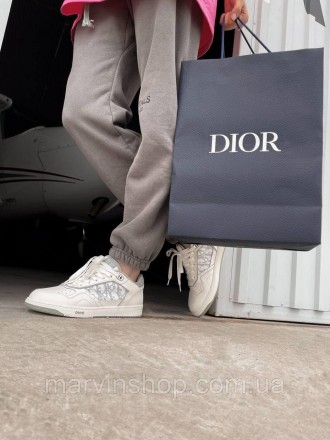 Кроссовки женские белые Dior B27 Low-Top Sneaker (06602)
Очень стильные женские . . фото 6