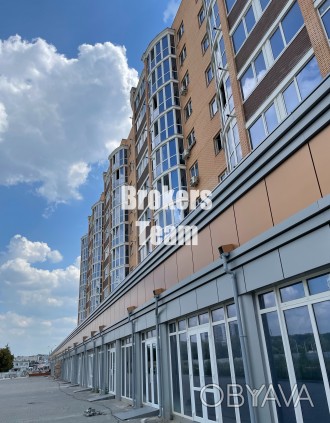 Продажа коммерческих площадей ЖК