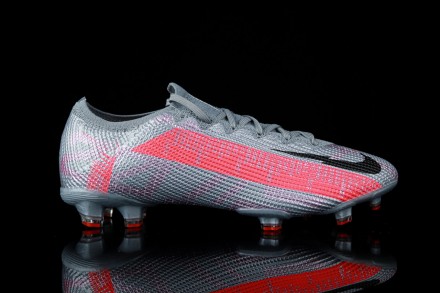  Бутсы Nike Mercurial Vapor 13 Elite MDS FG
 
Размерная сетка
39
40
41
42
43
44
. . фото 6