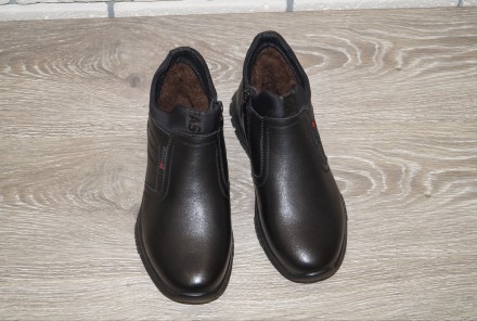 Модные зимние ботинки чёрного цвета. 

Ботинки пошиты из качественной искусств. . фото 4