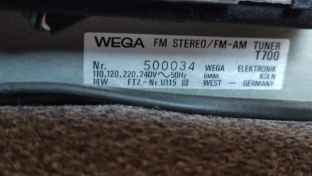 Wega T700 - FM Stereo / FM-AM Tuner.Размеры в мм B / H / D : 430 / 80 / 328
Вес. . фото 6